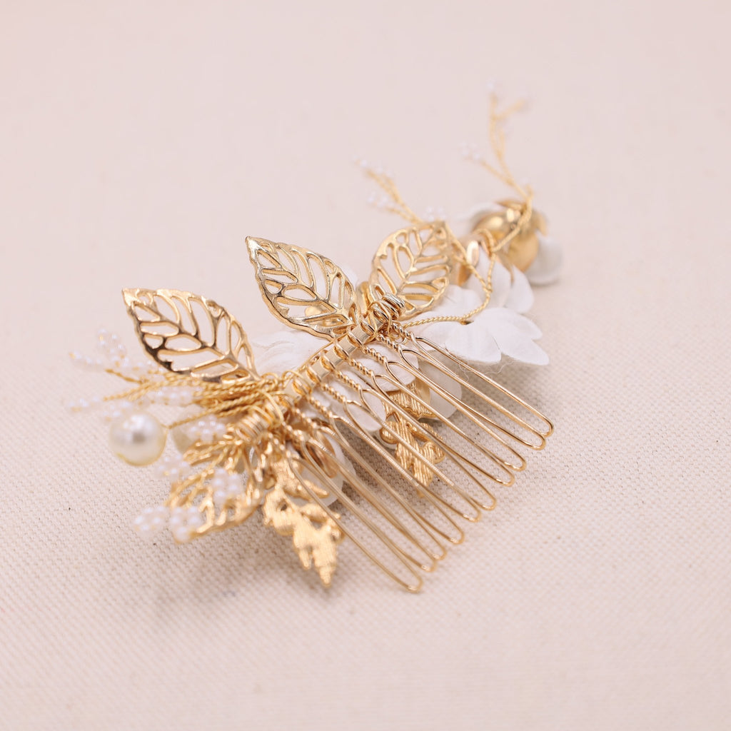 gold and white floral hair comb bridal