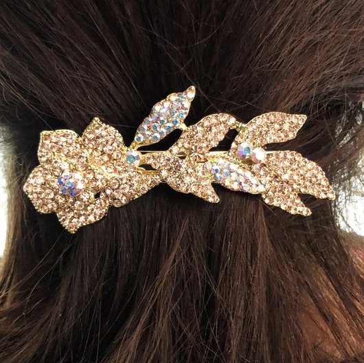 Gift Hair Barrettes That Basically Every Girl Want on This Christmas - Symila Fashion