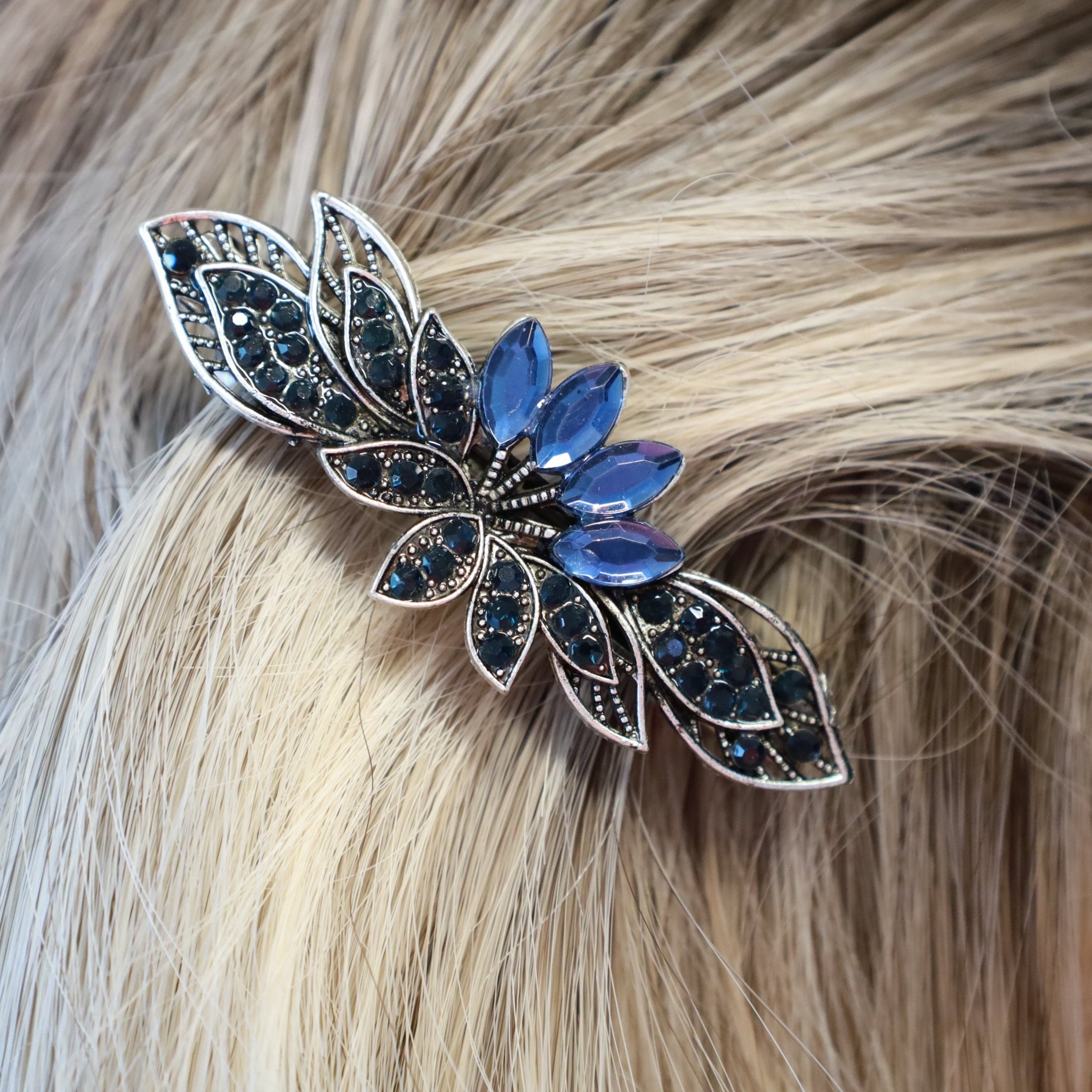 navy-blue-rhinestone-flower-  display picture 2