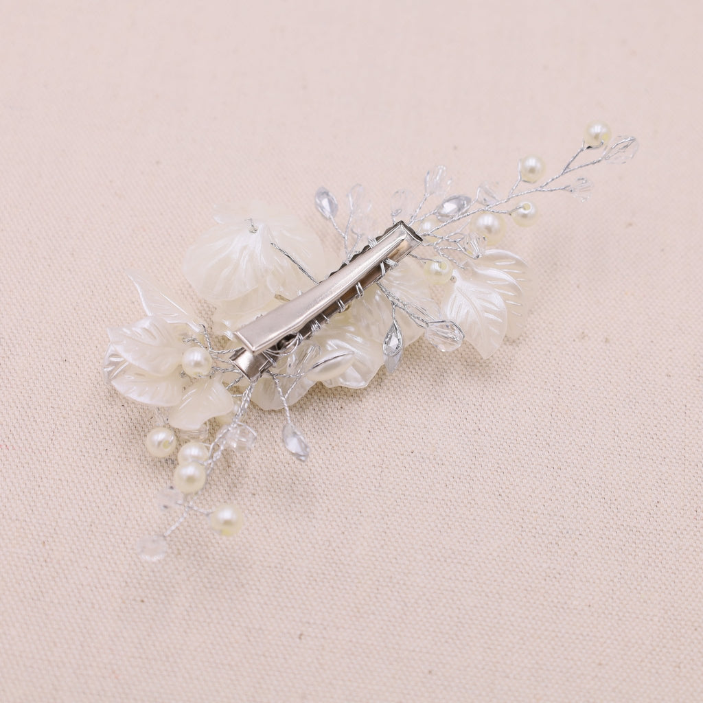 Romantic ivory hair clip with acrylic flowers and clear rhinestones