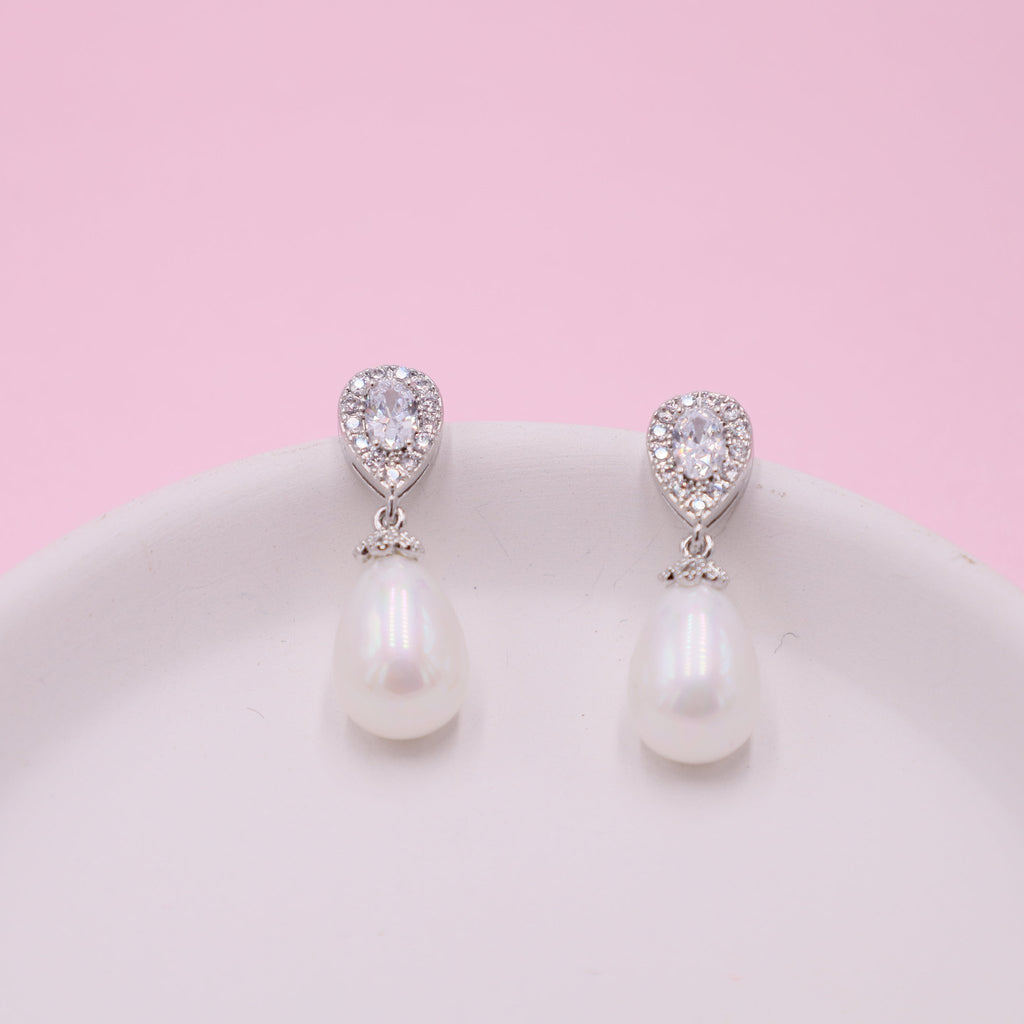 Pearl Stud Bridal Earrings - Symila Fashion